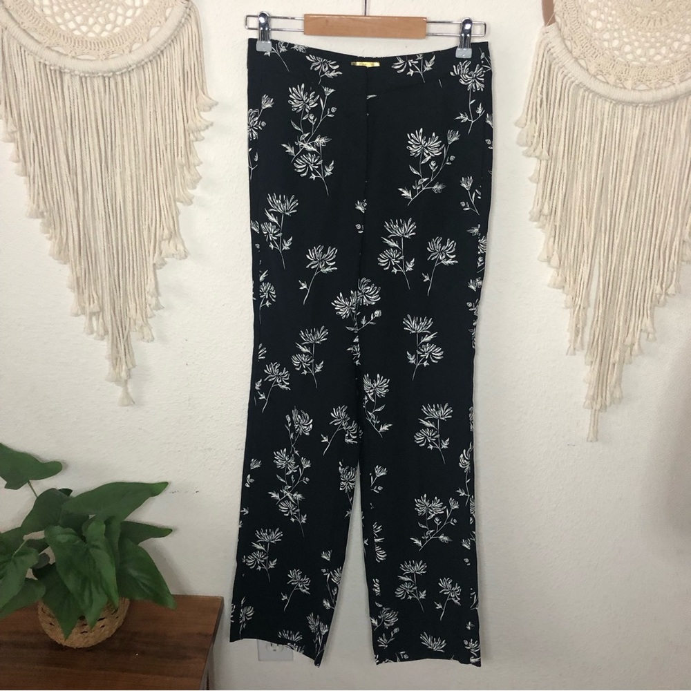 H&M black and white floral print straight leg flowy pants size 6
